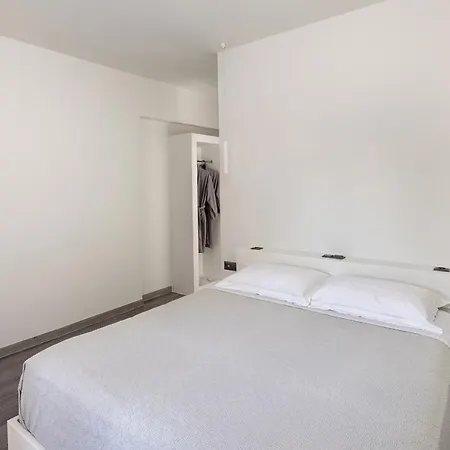 Hotel Alexandra