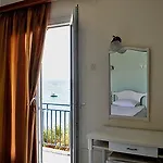 Hotel Alexandra 2*