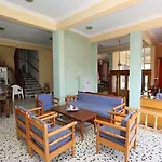 Alexandra Hotel 2*