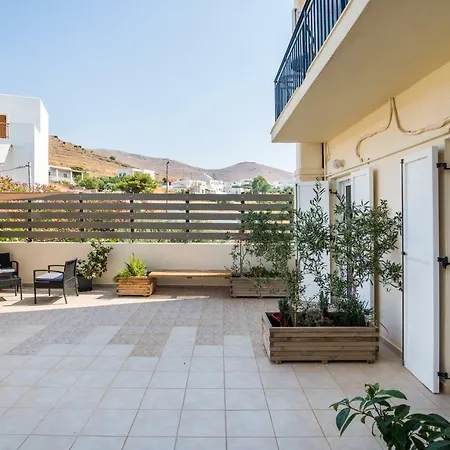 Alexandra 2* Mégas Yialós-Nítes