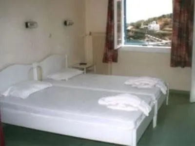 Alexandra Μέγας Γιαλός-Νίτες